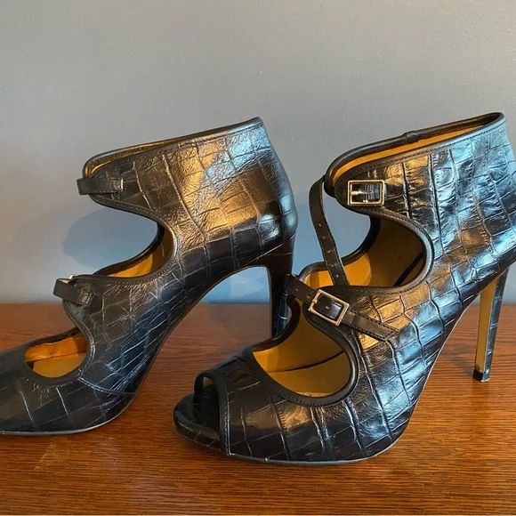 Ann Taylor Black Croc-Pattern Heels - Picture 1 of 4